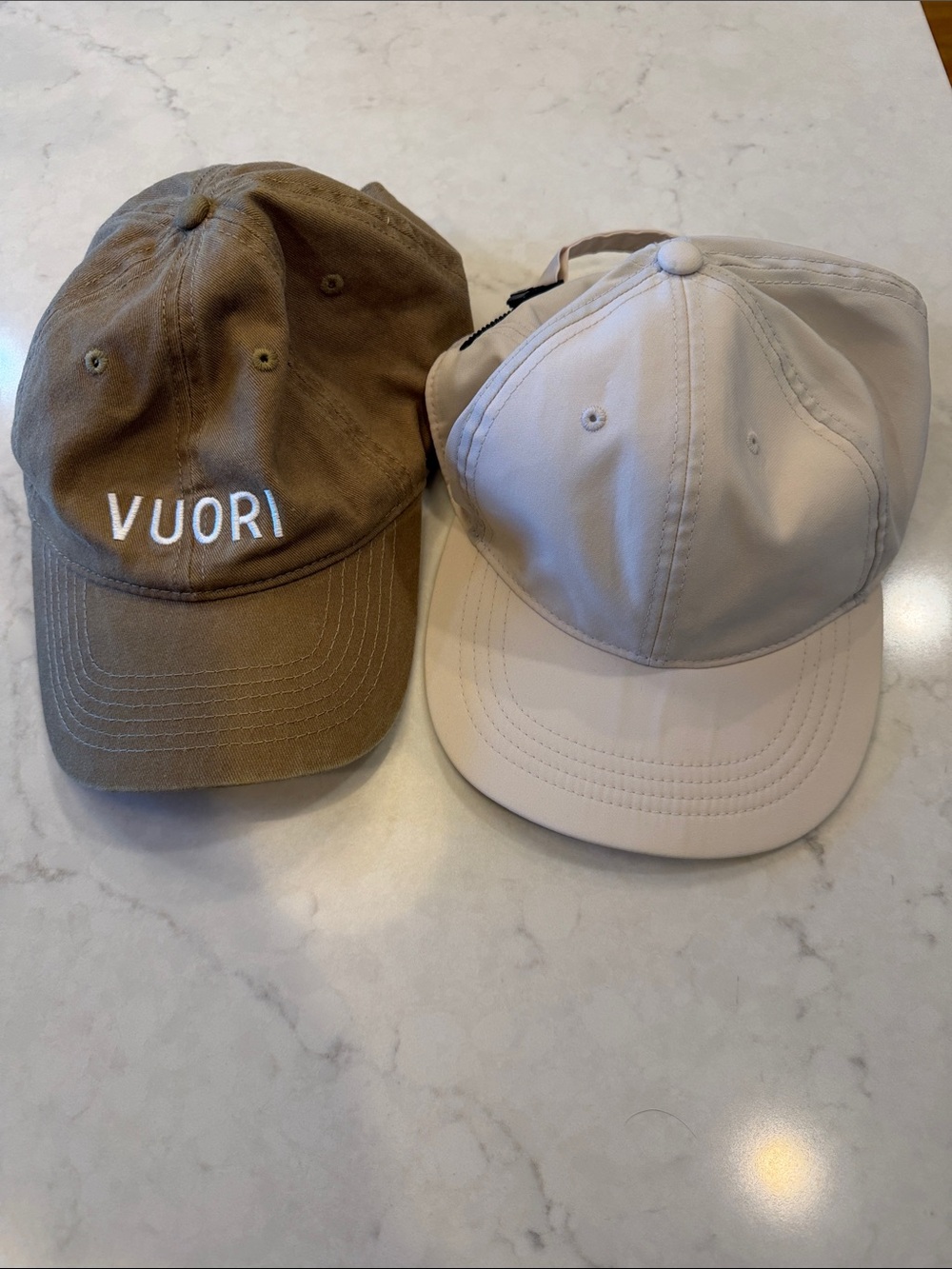 2 Vuori hats